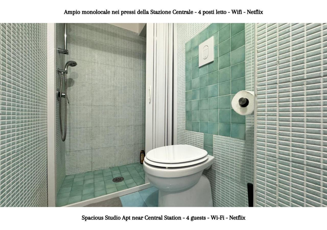 Metro Garibaldi - Loft Con Wifi E 4 Posti Letto Presso La Stazione Centrale Di Napoli Bagian luar foto